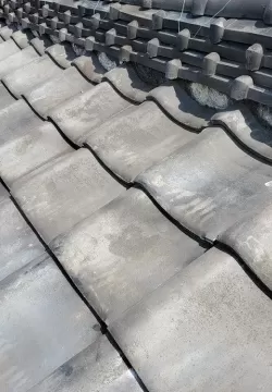 熊谷市　屋根修理（棟瓦積み直し）のサムネイル